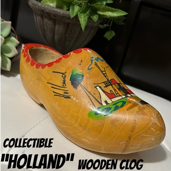 “Holland” Wooden Clog Collectible-Vintage with Wear - Picture 1 of 13